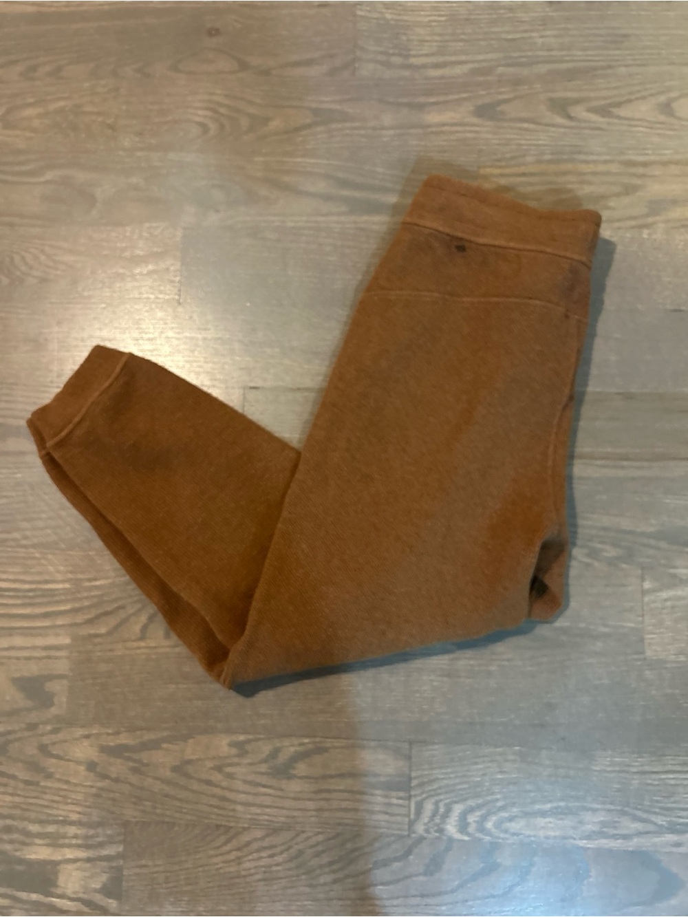 Lululemon Ribbed High Rise Jogger 7/8 length size 8